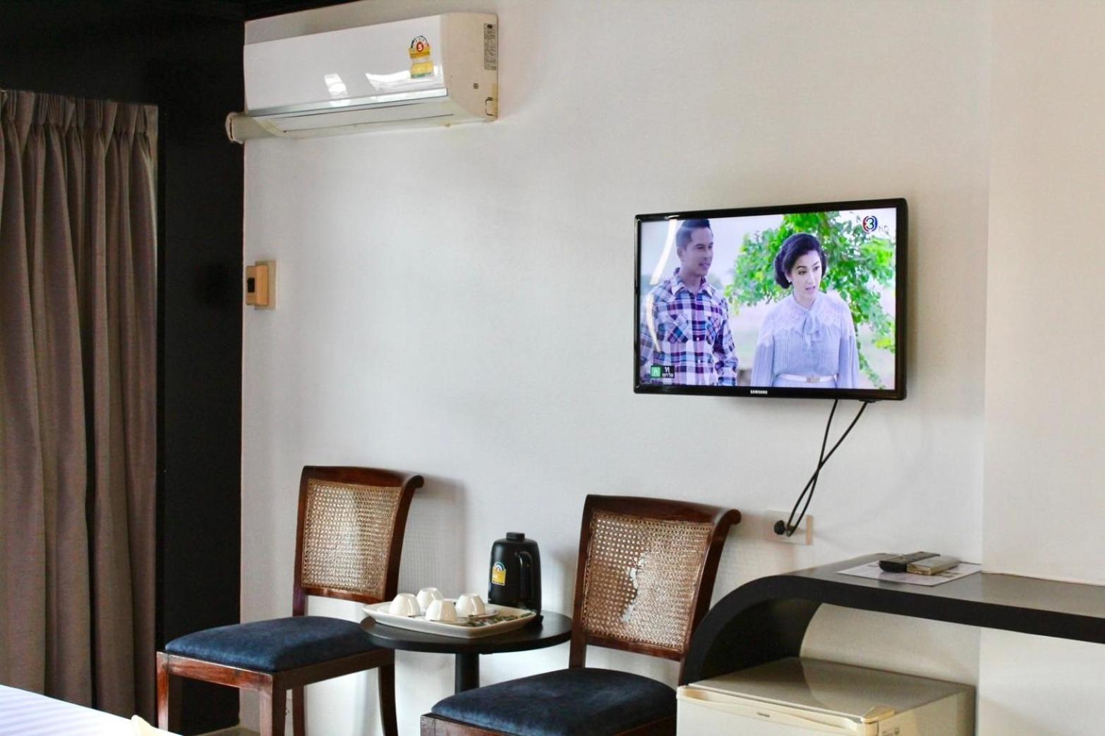 S2 Hotel - Sha Plus Certified Bang Saen Exterior photo