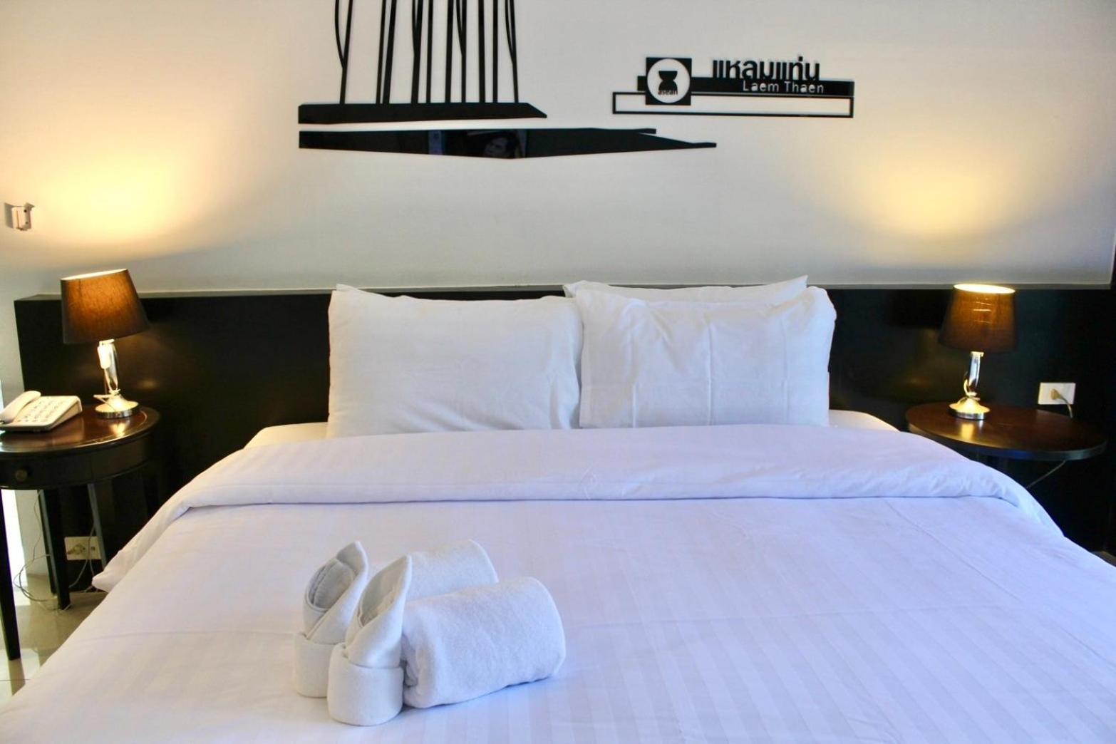 S2 Hotel - Sha Plus Certified Bang Saen Room photo