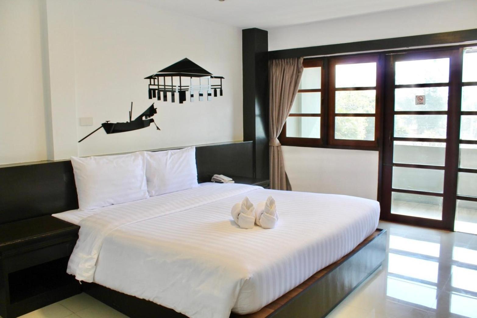 S2 Hotel - Sha Plus Certified Bang Saen Room photo