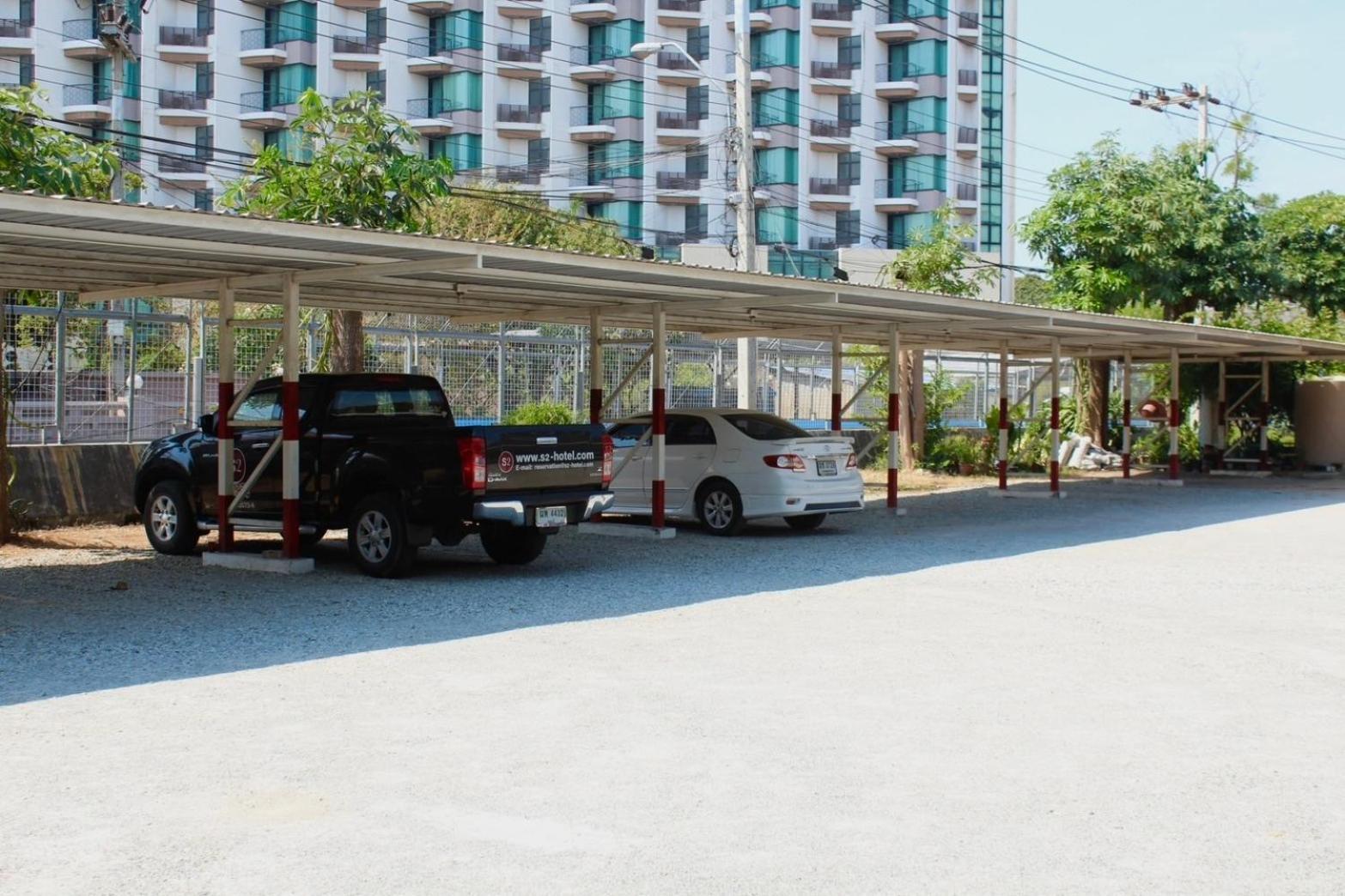 S2 Hotel - Sha Plus Certified Bang Saen Exterior photo